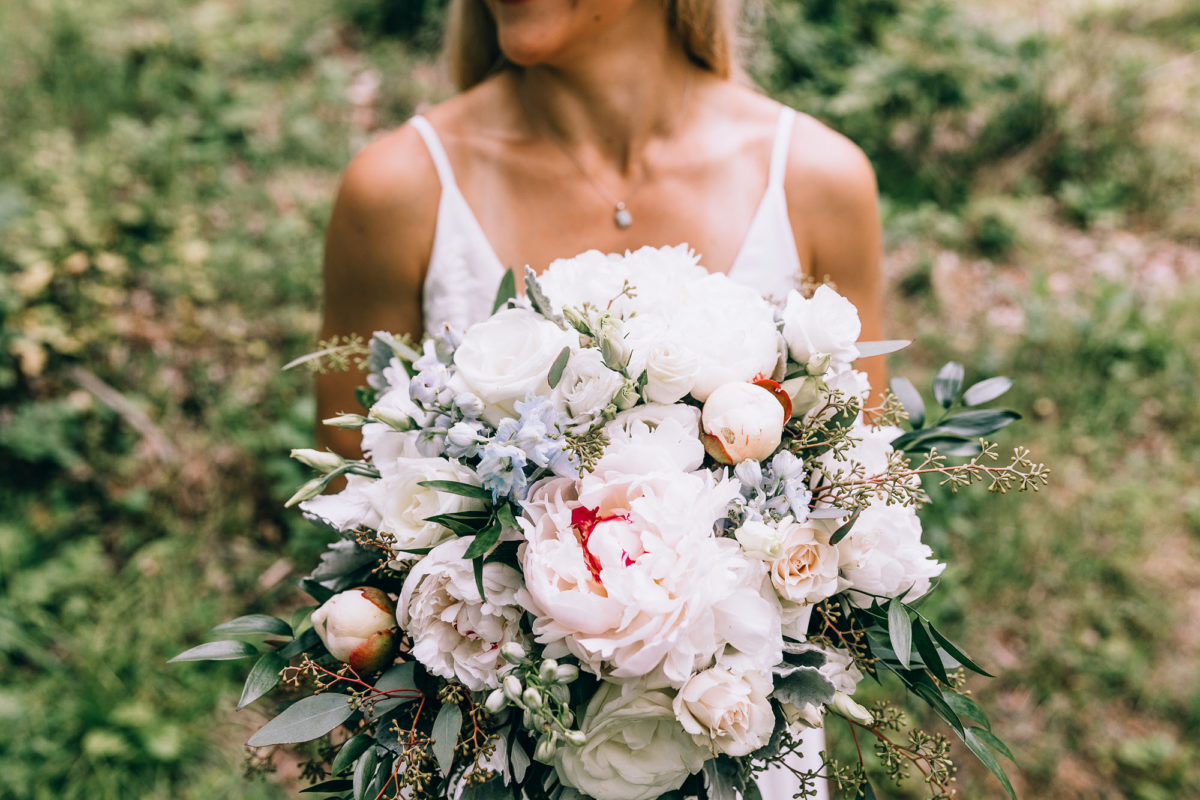 Bridal Bliss: A Virginia Elopement with a Stunning Bouquet