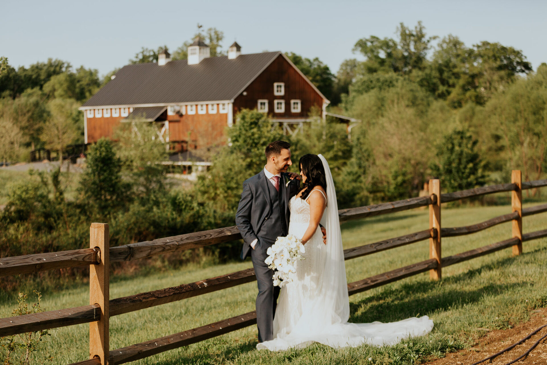Featured image for “10 Romantic Getaway Wedding Venues in Northern Virginia”