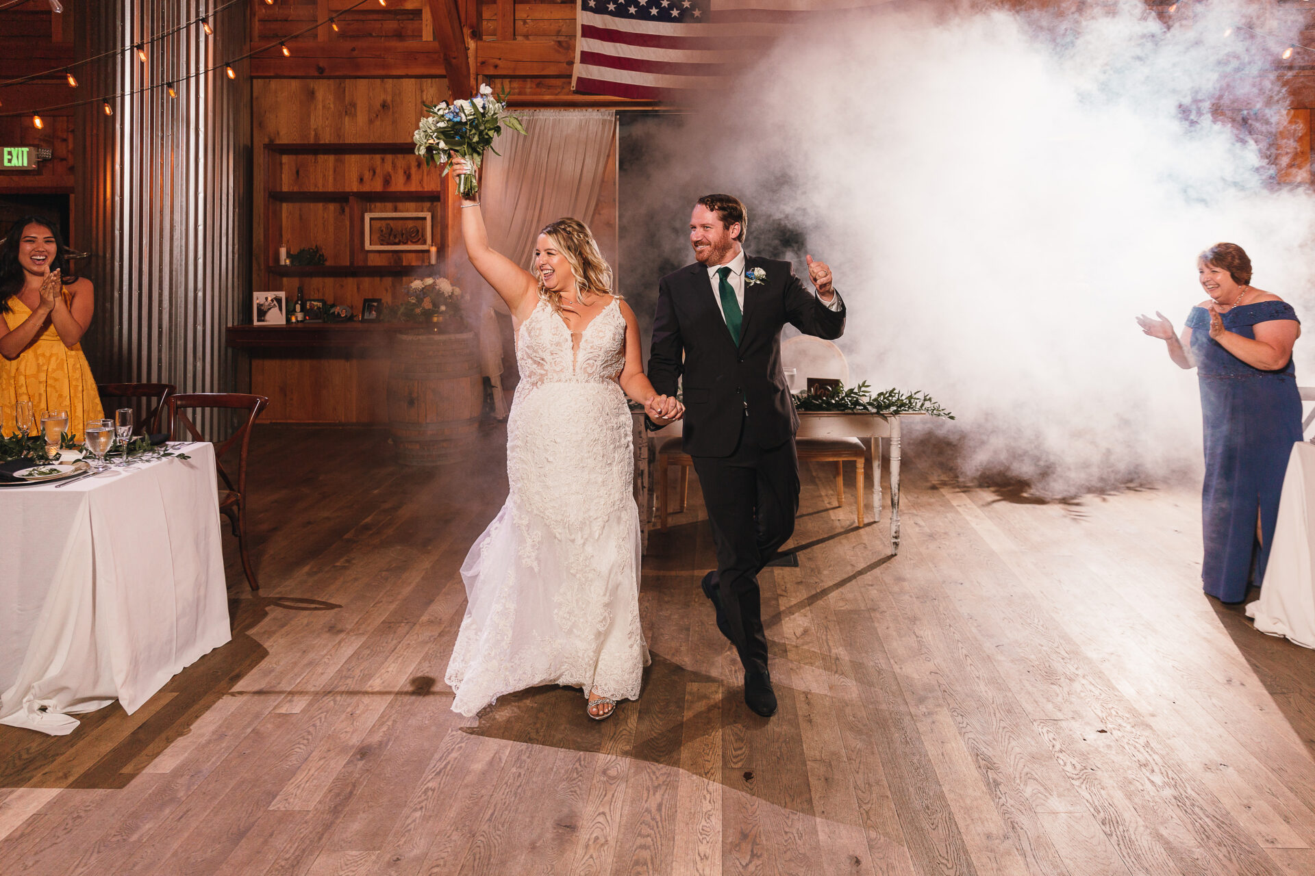 bride groom smoke entance