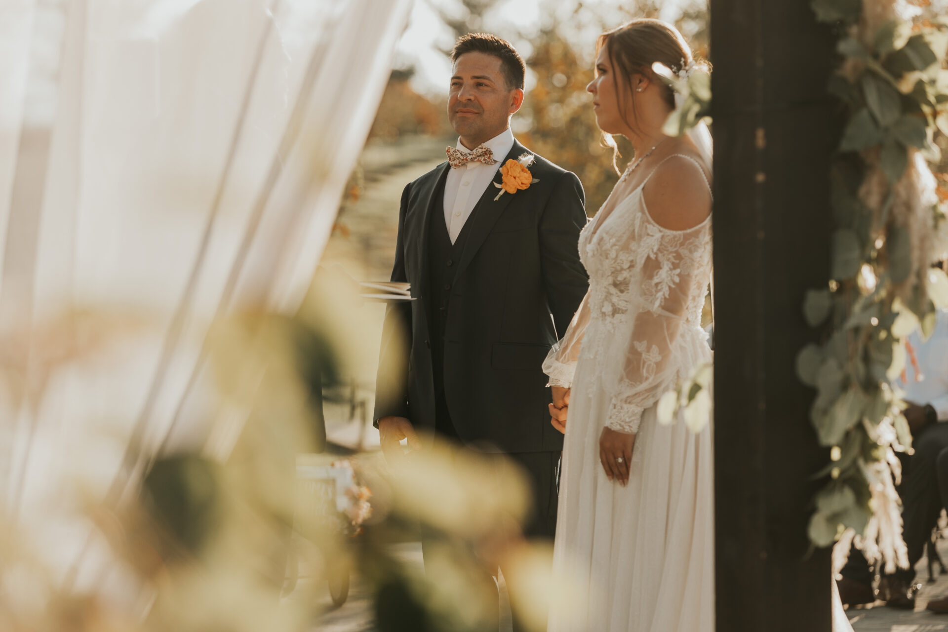 bride, groom, wedding ceremony, wedding vows, rustic barn