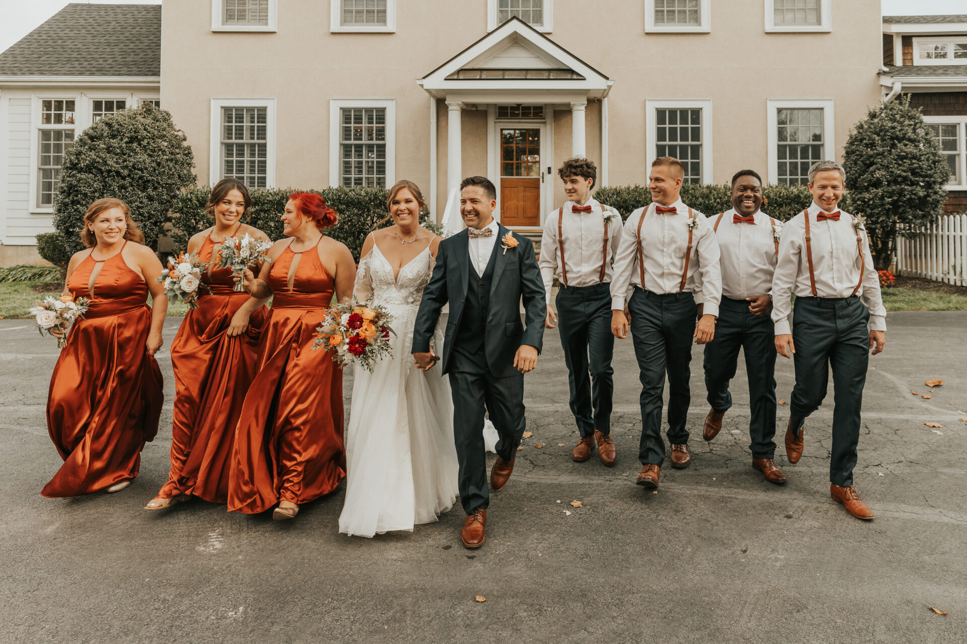 bride, groom, bridesmaids, groomsmen, manor house