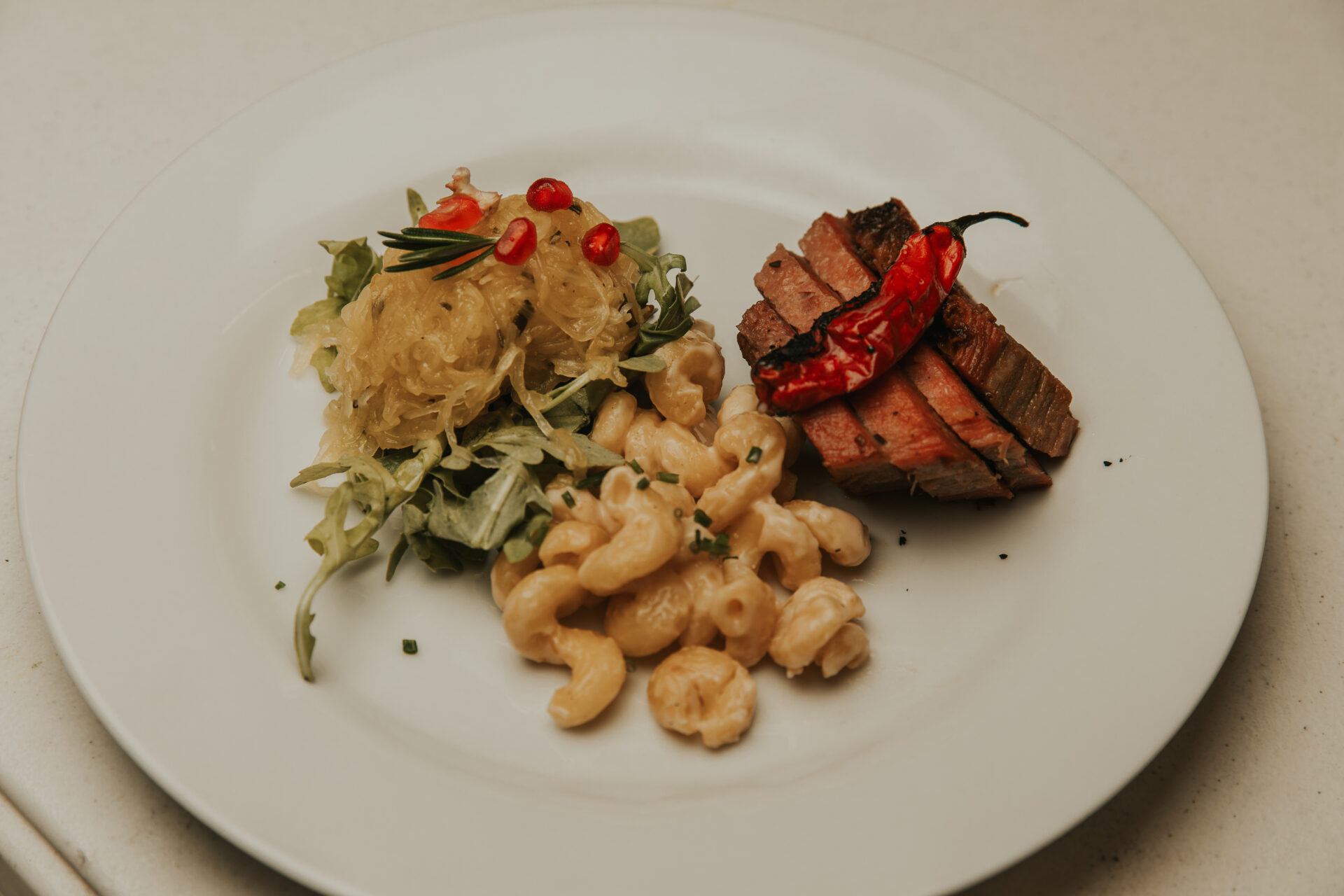 beef, red chili pepper, macaroni cheese, wedding reception